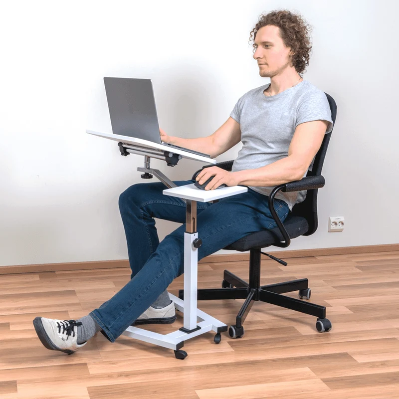 Tatkraft Like - Tavolino Regolabile per Laptop, Tavolino da Letto, Tavolino per Divano, con Supporto per Mouse, con Ruote, Legno e Acciaio, Bianco