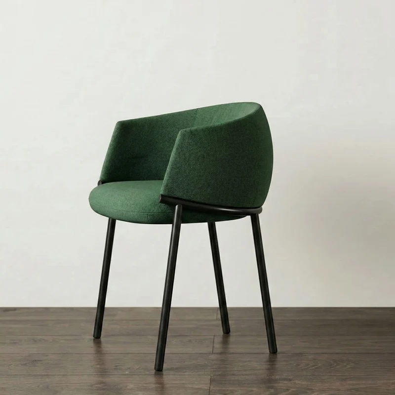 Poltroncina imbottita per ristoranti Kappa - Pozzoli