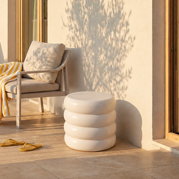 LOKKA - Table d'appoint bout de canapé intérieur extérieur en magnesite blanc
