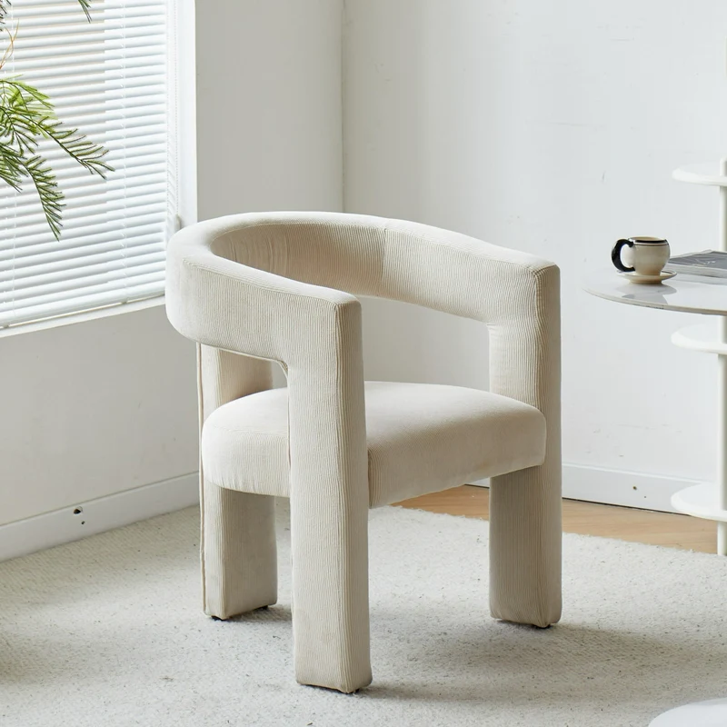 ARUSHA - Fauteuil en velours côtelé beige