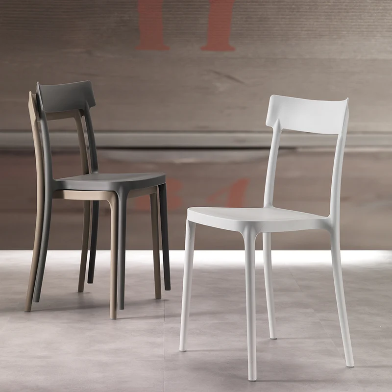 Set da 4 Sedia classica in polipropilene impilabile per cucina pranzo - vari colori