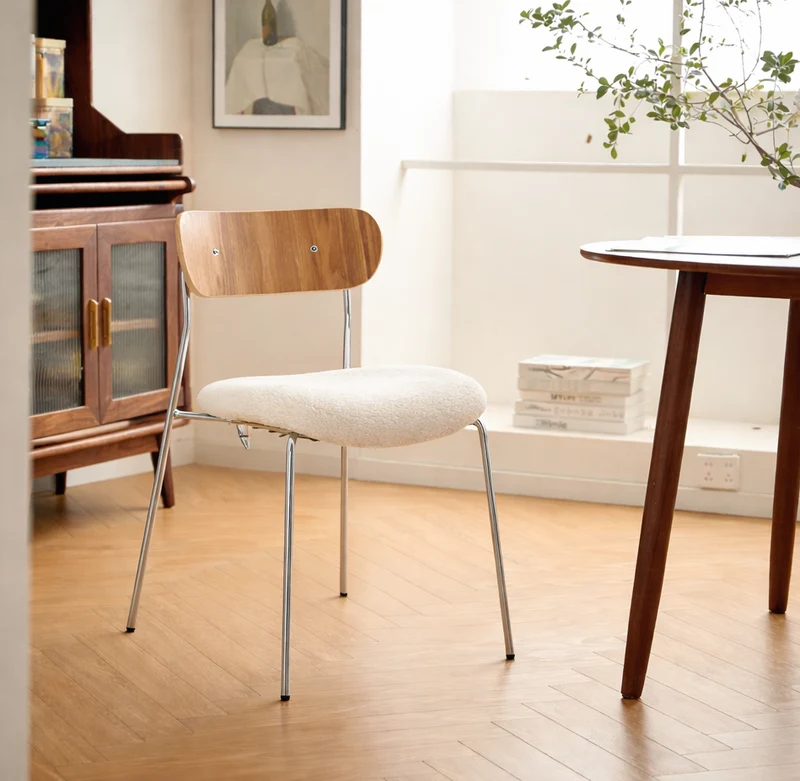 LINCOLN - Lot de 2 chaises industrielles en métal et bouclettes blanc