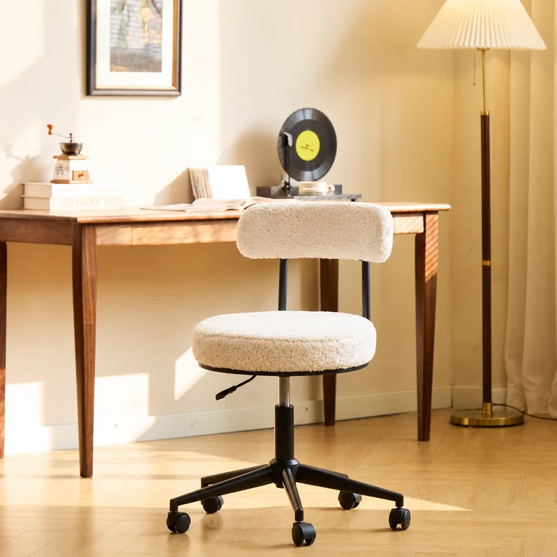 LARS - Chaise de bureau réglable en bouclettes blanches