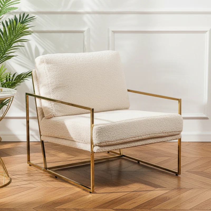 VIBORG - Fauteuil de salon en métal et bouclettes blanc