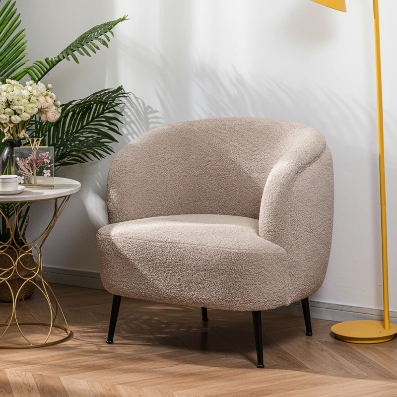 SVEN - Fauteuil de salon en métal et bouclettes beiges