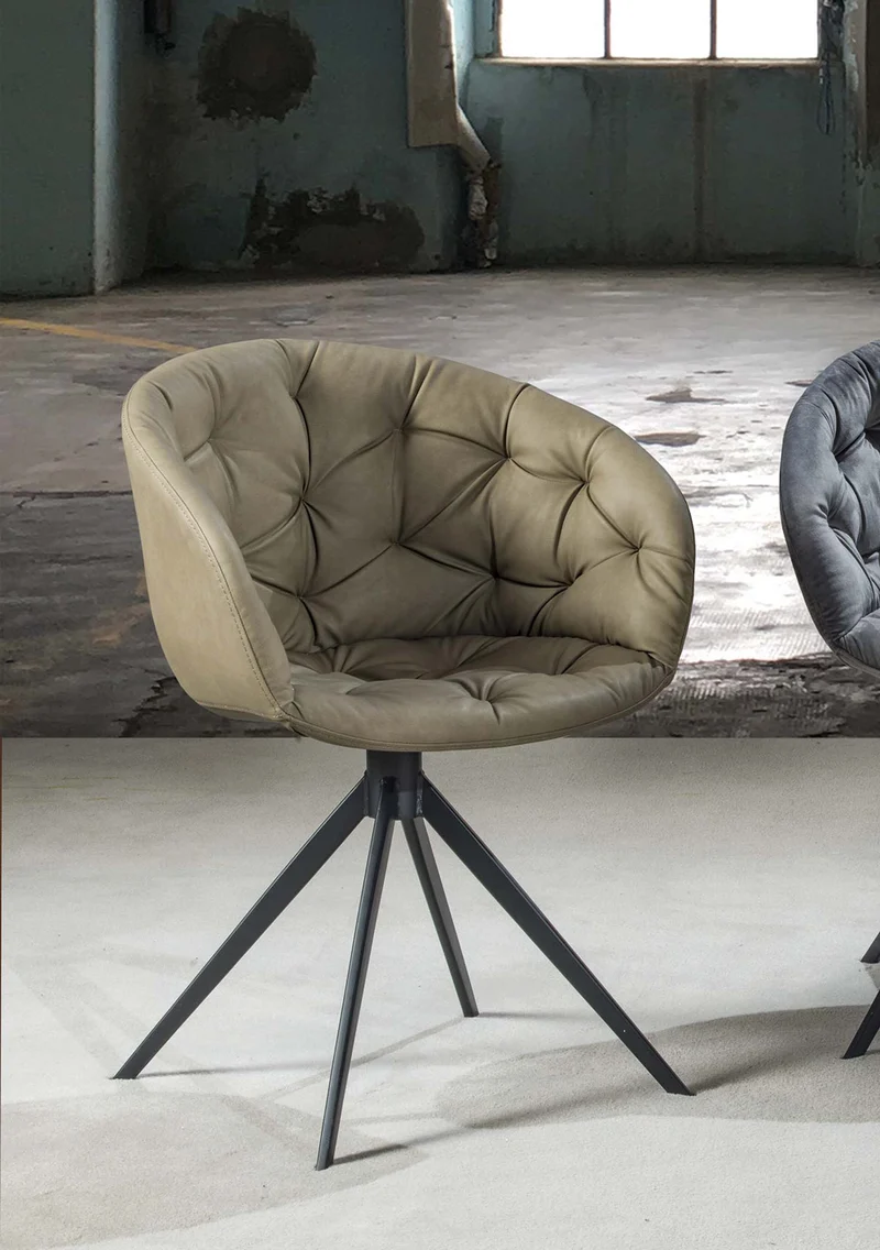 Cabiria - Poltroncina moderna in metallo rivestita in ecopelle cm 61x52x81h - vari colori